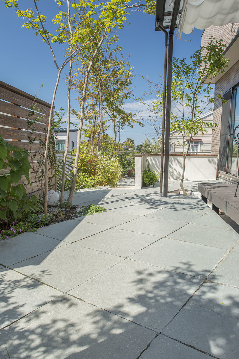 ヴィスタストーン ライムフラッグ ブルー (自然肌) | 造園資材館