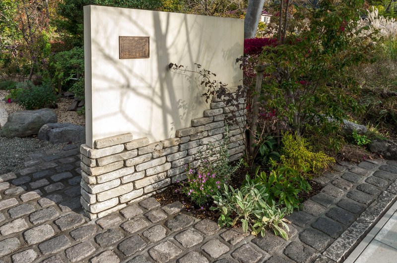 ヴィスタストーン ライムウォーリング タンブル仕上げ | 造園資材館