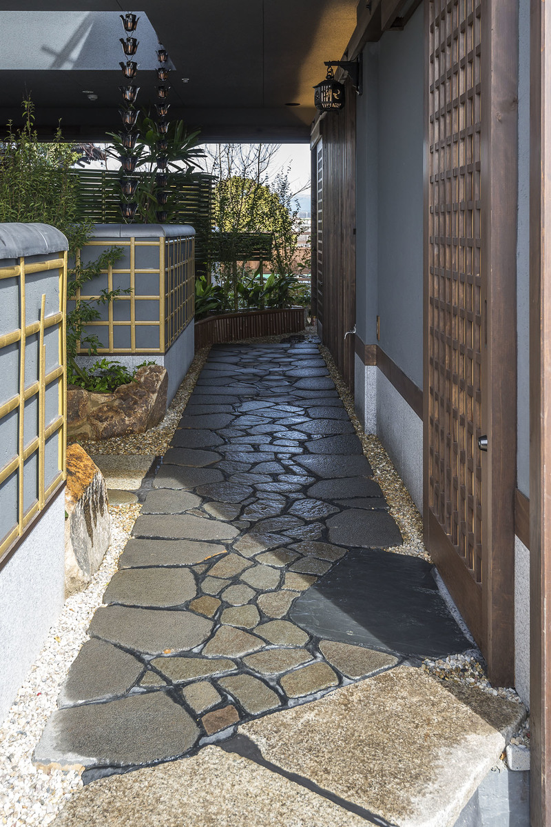 諏訪鉄平石 乱形 スリ加工 束縛 | 造園資材館