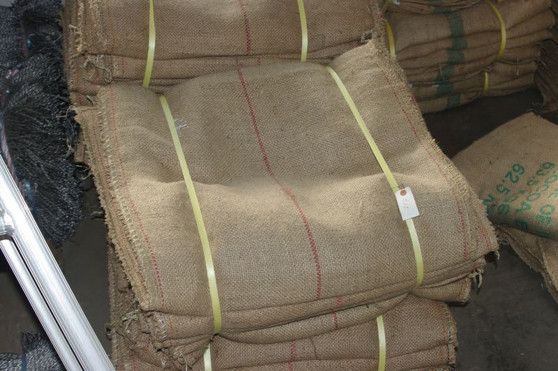 麻マット (ドンゴロス) | 造園資材館